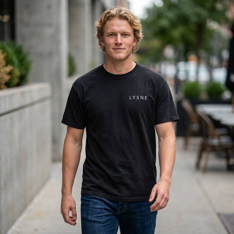 Lysne Heavyweight Tee zwart – model